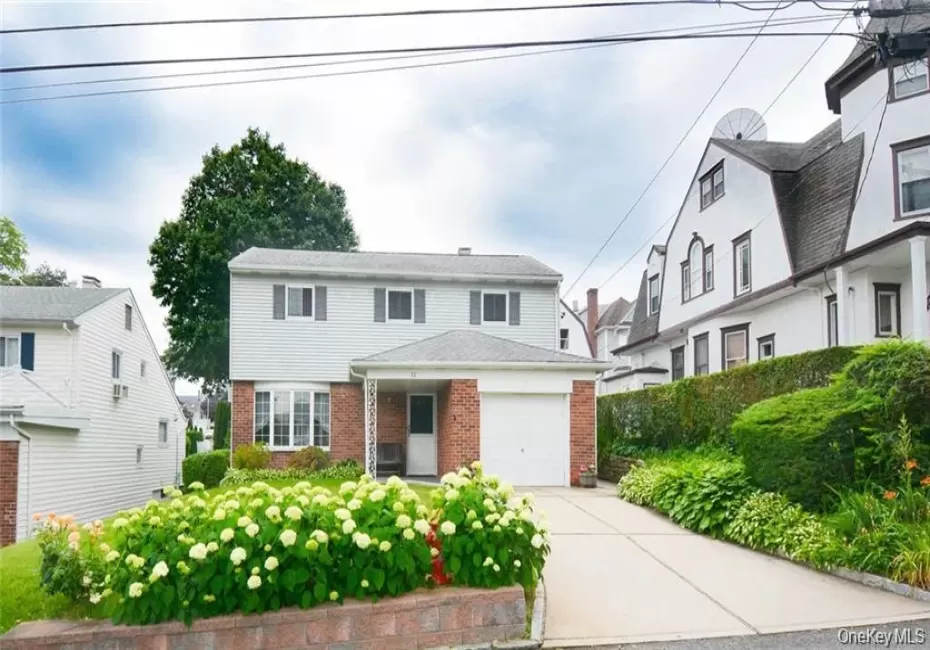 37 Park Avenue, Yonkers, NY, 3 Bedrooms Bedrooms, 7 Rooms Rooms,1 BathroomBathrooms,Residential,For Rent,Park,0,1017708 37 Park Avenue, Yonkers, NY, 3 Bedrooms Bedrooms, 7 Rooms Rooms,1 BathroomBathrooms,Residential,For Rent,Park,0,1017708