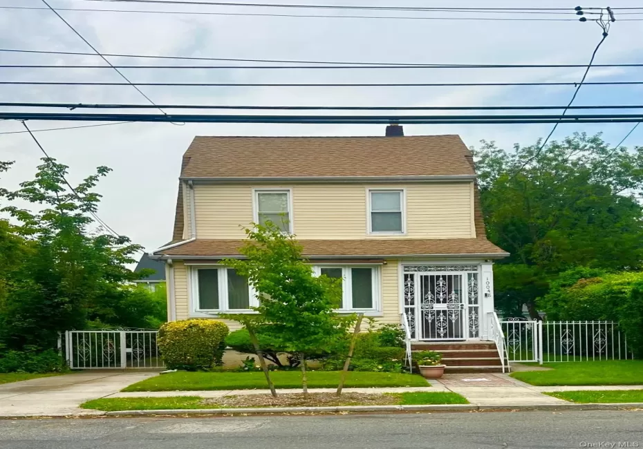 10048 222nd Street, New York, NY, 3 Bedrooms Bedrooms, 12 Rooms Rooms,2 BathroomsBathrooms,Residential,For Rent,222nd,0,1018739 10048 222nd Street, New York, NY, 3 Bedrooms Bedrooms, 12 Rooms Rooms,2 BathroomsBathrooms,Residential,For Rent,222nd,0,1018739