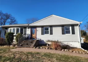 373 Ehrhardt Road, Orangetown, NY, 3 Bedrooms Bedrooms, 6 Rooms Rooms,1 BathroomBathrooms,Residential Lease,For Rent,Ehrhardt,0,1020224 373 Ehrhardt Road, Orangetown, NY, 3 Bedrooms Bedrooms, 6 Rooms Rooms,1 BathroomBathrooms,Residential Lease,For Rent,Ehrhardt,0,1020224