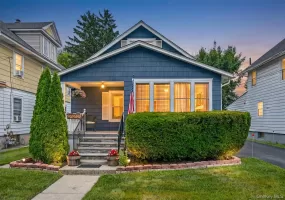 92 Beattie Avenue, Middletown, NY, 2 Bedrooms Bedrooms, 6 Rooms Rooms,1 BathroomBathrooms,Residential,For Rent,Beattie,0,1020112 92 Beattie Avenue, Middletown, NY, 2 Bedrooms Bedrooms, 6 Rooms Rooms,1 BathroomBathrooms,Residential,For Rent,Beattie,0,1020112