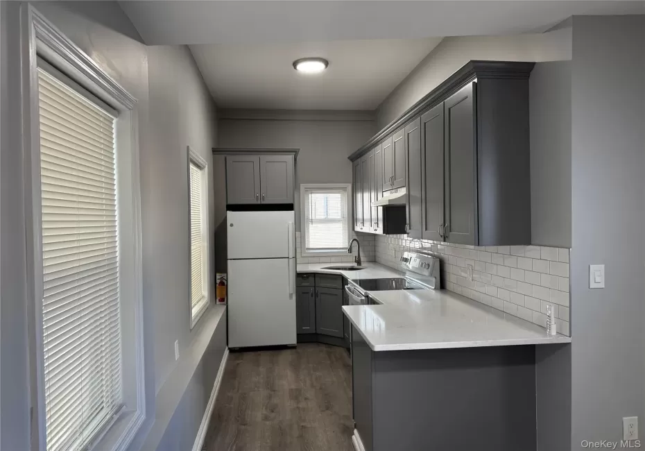 23 Collegeview Avenue, Poughkeepsie (town), NY, 1 Bedroom Bedrooms, 3 Rooms Rooms,1 BathroomBathrooms,Residential Lease,For Rent,Collegeview,0,1021141 23 Collegeview Avenue, Poughkeepsie (town), NY, 1 Bedroom Bedrooms, 3 Rooms Rooms,1 BathroomBathrooms,Residential Lease,For Rent,Collegeview,0,1021141