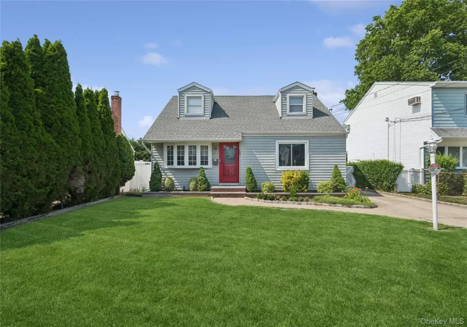10 Audrey Avenue, Oyster Bay, NY, 4 Bedrooms Bedrooms, 7 Rooms Rooms,3 BathroomsBathrooms,Residential,For Rent,Audrey,0,1020533 10 Audrey Avenue, Oyster Bay, NY, 4 Bedrooms Bedrooms, 7 Rooms Rooms,3 BathroomsBathrooms,Residential,For Rent,Audrey,0,1020533