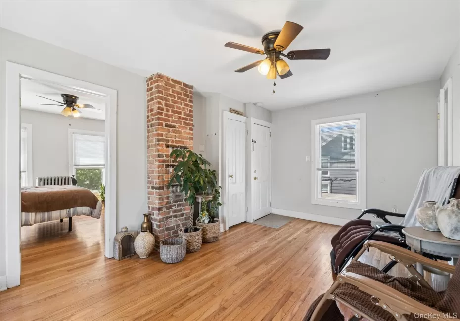 11 Park Avenue, Babylon, NY, 2 Bedrooms Bedrooms, 3 Rooms Rooms,1 BathroomBathrooms,Residential Lease,For Rent,Park,0,1020232 11 Park Avenue, Babylon, NY, 2 Bedrooms Bedrooms, 3 Rooms Rooms,1 BathroomBathrooms,Residential Lease,For Rent,Park,0,1020232