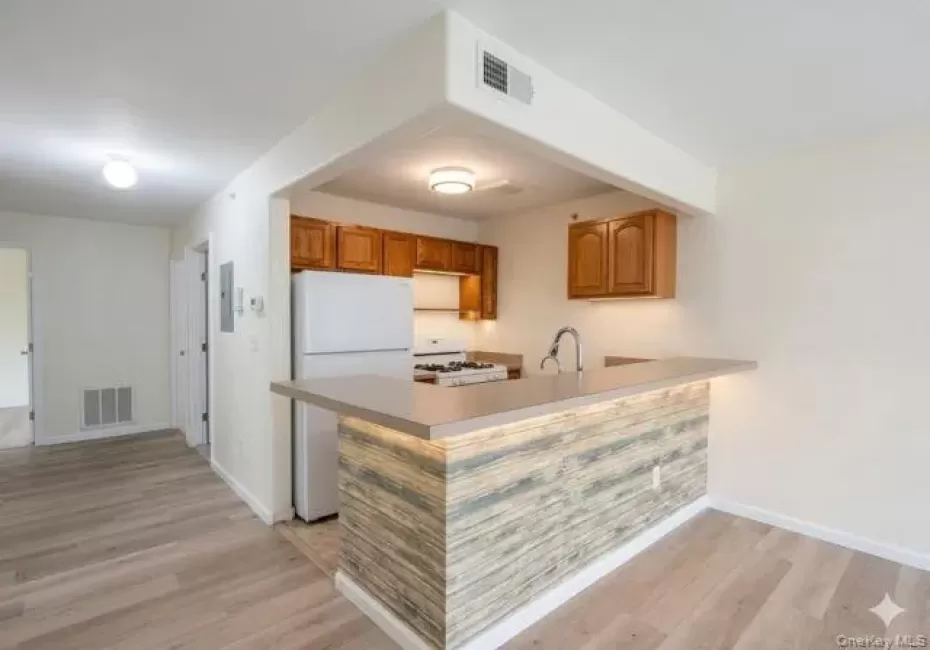 169 Sea Grass Lane, New York, NY, 2 Bedrooms Bedrooms, 5 Rooms Rooms,1 BathroomBathrooms,Residential Lease,For Rent,Sea Grass,0,1020680 169 Sea Grass Lane, New York, NY, 2 Bedrooms Bedrooms, 5 Rooms Rooms,1 BathroomBathrooms,Residential Lease,For Rent,Sea Grass,0,1020680