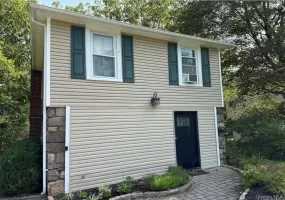 250 Oakland Avenue, Monroe, NY, 2 Bedrooms Bedrooms, 5 Rooms Rooms,1 BathroomBathrooms,Residential Lease,For Rent,Oakland,0,1021255 250 Oakland Avenue, Monroe, NY, 2 Bedrooms Bedrooms, 5 Rooms Rooms,1 BathroomBathrooms,Residential Lease,For Rent,Oakland,0,1021255