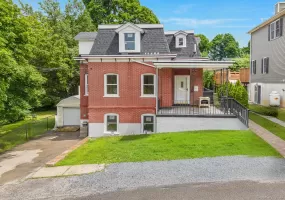 10 Robinson Street, Beacon, NY, 3 Bedrooms Bedrooms, 10 Rooms Rooms,3 BathroomsBathrooms,Residential,For Rent,Robinson,0,1020939 10 Robinson Street, Beacon, NY, 3 Bedrooms Bedrooms, 10 Rooms Rooms,3 BathroomsBathrooms,Residential,For Rent,Robinson,0,1020939
