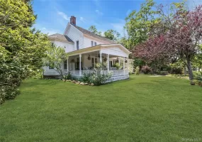 430 Montauk Highway, Brookhaven, NY, 5 Bedrooms Bedrooms, 11 Rooms Rooms,3 BathroomsBathrooms,Residential,For Rent,Montauk,0,1020923 430 Montauk Highway, Brookhaven, NY, 5 Bedrooms Bedrooms, 11 Rooms Rooms,3 BathroomsBathrooms,Residential,For Rent,Montauk,0,1020923