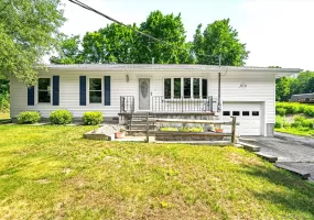 484 State Route 52, Montgomery, NY, 2 Bedrooms Bedrooms, 5 Rooms Rooms,1 BathroomBathrooms,Residential,For Rent,State Route 52,0,1018573 484 State Route 52, Montgomery, NY, 2 Bedrooms Bedrooms, 5 Rooms Rooms,1 BathroomBathrooms,Residential,For Rent,State Route 52,0,1018573
