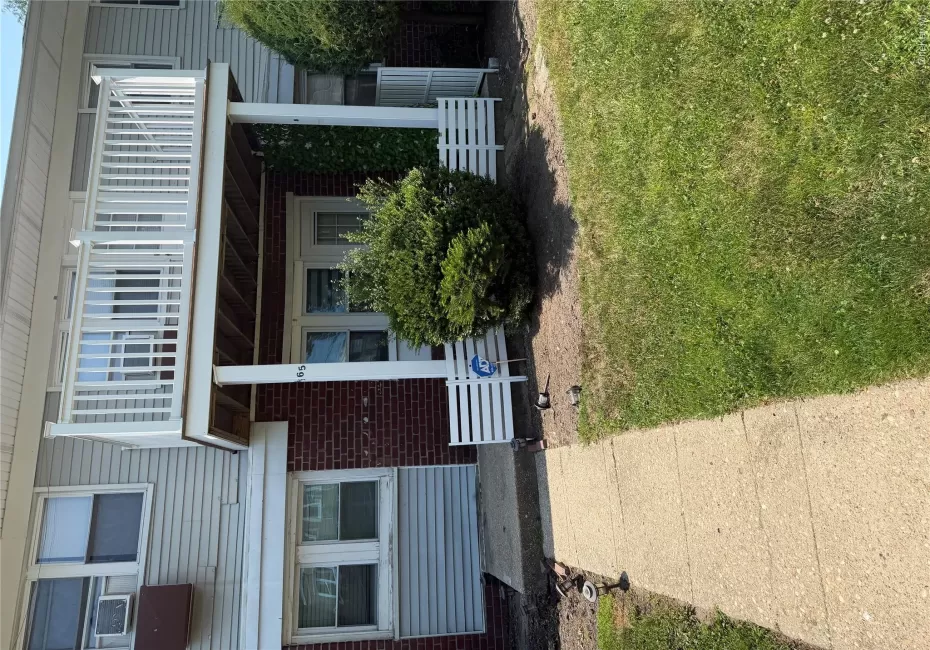 7A Hemlock Drive, Islip, NY, 2 Bedrooms Bedrooms, 5 Rooms Rooms,1 BathroomBathrooms,Residential,For Rent,Hemlock,0,1021296 7A Hemlock Drive, Islip, NY, 2 Bedrooms Bedrooms, 5 Rooms Rooms,1 BathroomBathrooms,Residential,For Rent,Hemlock,0,1021296