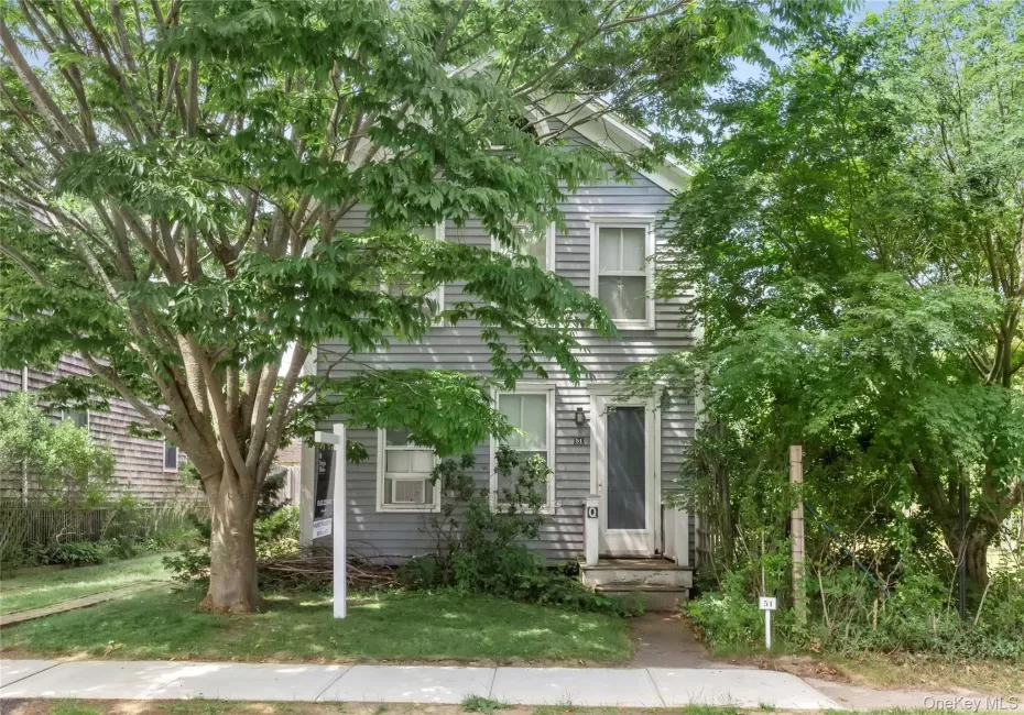 51 Garden Street, Southampton, NY, 3 Bedrooms Bedrooms, 7 Rooms Rooms,1 BathroomBathrooms,Residential,For Rent,Garden,0,1021365 51 Garden Street, Southampton, NY, 3 Bedrooms Bedrooms, 7 Rooms Rooms,1 BathroomBathrooms,Residential,For Rent,Garden,0,1021365