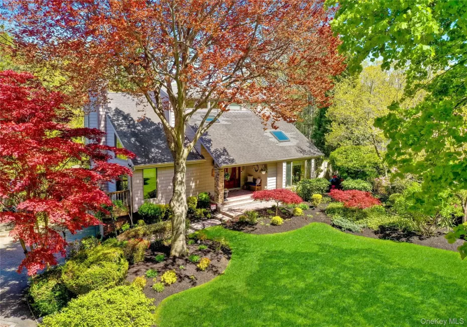 9 Ernest Court, Smithtown, NY, 4 Bedrooms Bedrooms, 9 Rooms Rooms,2 BathroomsBathrooms,Residential,For Rent,Ernest,0,1021368 9 Ernest Court, Smithtown, NY, 4 Bedrooms Bedrooms, 9 Rooms Rooms,2 BathroomsBathrooms,Residential,For Rent,Ernest,0,1021368