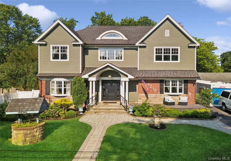 1210 Hyman Avenue, Islip, NY, 6 Bedrooms Bedrooms, 9 Rooms Rooms,3 BathroomsBathrooms,Residential,For Rent,Hyman,0,1018563 1210 Hyman Avenue, Islip, NY, 6 Bedrooms Bedrooms, 9 Rooms Rooms,3 BathroomsBathrooms,Residential,For Rent,Hyman,0,1018563