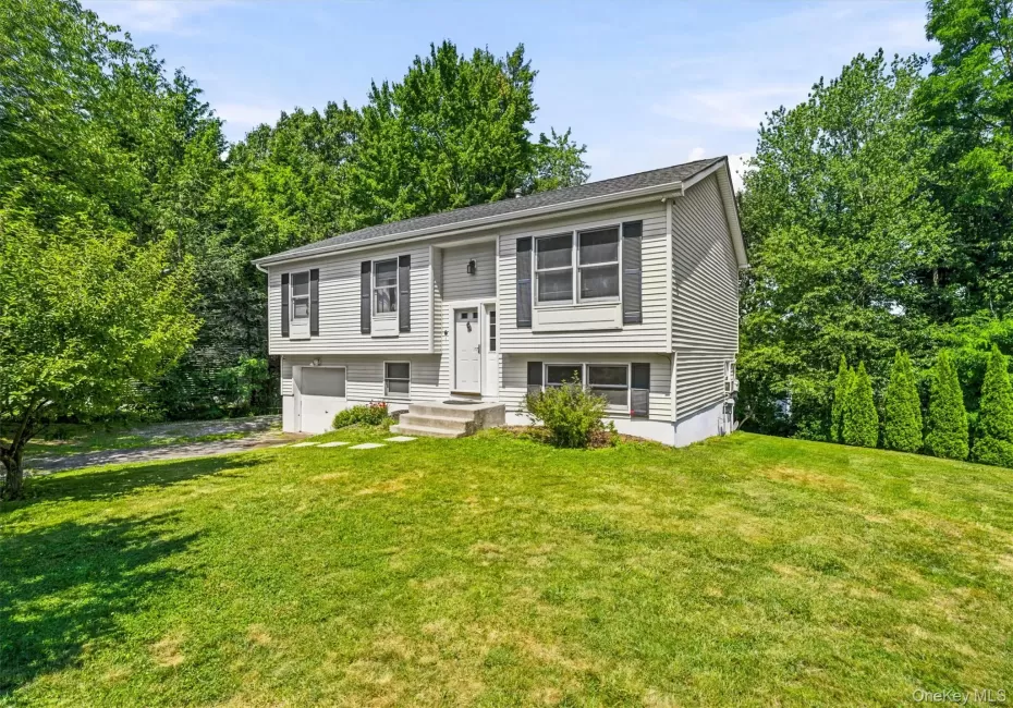 6 Virginia Circle, Newburgh (town), NY, 3 Bedrooms Bedrooms, 6 Rooms Rooms,1 BathroomBathrooms,Residential,For Rent,Virginia,0,1021334 6 Virginia Circle, Newburgh (town), NY, 3 Bedrooms Bedrooms, 6 Rooms Rooms,1 BathroomBathrooms,Residential,For Rent,Virginia,0,1021334
