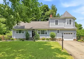 109 Chelsea Road, Wappinger, NY, 4 Bedrooms Bedrooms, 9 Rooms Rooms,2 BathroomsBathrooms,Residential,For Rent,Chelsea,0,1021101 109 Chelsea Road, Wappinger, NY, 4 Bedrooms Bedrooms, 9 Rooms Rooms,2 BathroomsBathrooms,Residential,For Rent,Chelsea,0,1021101