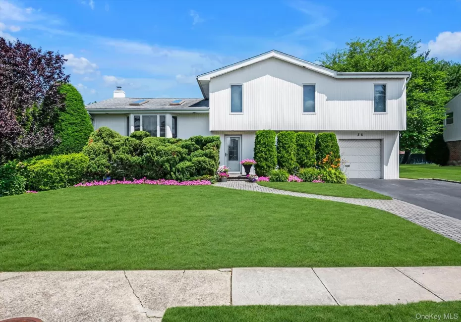 36 Sullivan Drive, Oyster Bay, NY, 4 Bedrooms Bedrooms, 8 Rooms Rooms,2 BathroomsBathrooms,Residential,For Rent,Sullivan,0,1015703 36 Sullivan Drive, Oyster Bay, NY, 4 Bedrooms Bedrooms, 8 Rooms Rooms,2 BathroomsBathrooms,Residential,For Rent,Sullivan,0,1015703