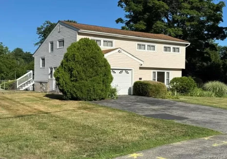 5 Sheldon Drive, Cornwall, NY, 3 Bedrooms Bedrooms, 7 Rooms Rooms,1 BathroomBathrooms,Residential Lease,For Rent,Sheldon,0,1021275 5 Sheldon Drive, Cornwall, NY, 3 Bedrooms Bedrooms, 7 Rooms Rooms,1 BathroomBathrooms,Residential Lease,For Rent,Sheldon,0,1021275