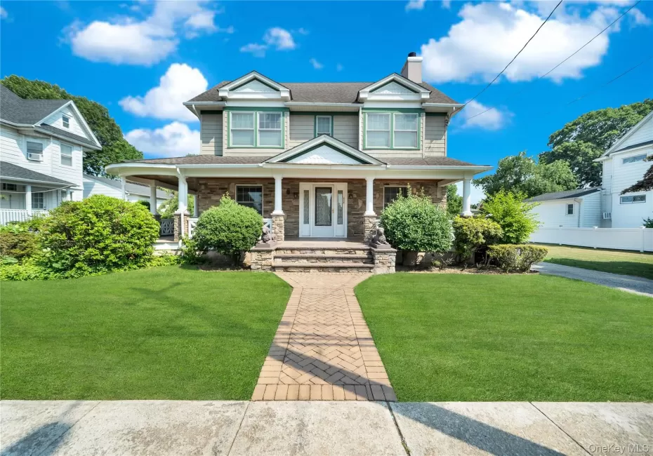 50 Catherine Street, Hempstead, NY, 6 Bedrooms Bedrooms, 14 Rooms Rooms,2 BathroomsBathrooms,Residential Lease,For Rent,Catherine,0,1021638 50 Catherine Street, Hempstead, NY, 6 Bedrooms Bedrooms, 14 Rooms Rooms,2 BathroomsBathrooms,Residential Lease,For Rent,Catherine,0,1021638