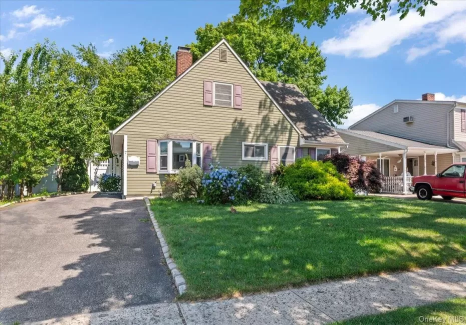 7 Chickadee Lane, Hempstead, NY, 4 Bedrooms Bedrooms, 6 Rooms Rooms,2 BathroomsBathrooms,Residential Lease,For Rent,Chickadee,0,1020397 7 Chickadee Lane, Hempstead, NY, 4 Bedrooms Bedrooms, 6 Rooms Rooms,2 BathroomsBathrooms,Residential Lease,For Rent,Chickadee,0,1020397