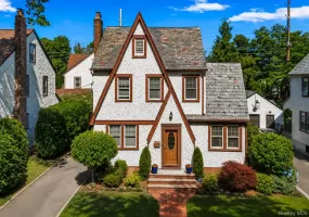 25 Archer Road, Hempstead, NY, 3 Bedrooms Bedrooms, 12 Rooms Rooms,2 BathroomsBathrooms,Residential,For Rent,Archer,0,1017580 25 Archer Road, Hempstead, NY, 3 Bedrooms Bedrooms, 12 Rooms Rooms,2 BathroomsBathrooms,Residential,For Rent,Archer,0,1017580