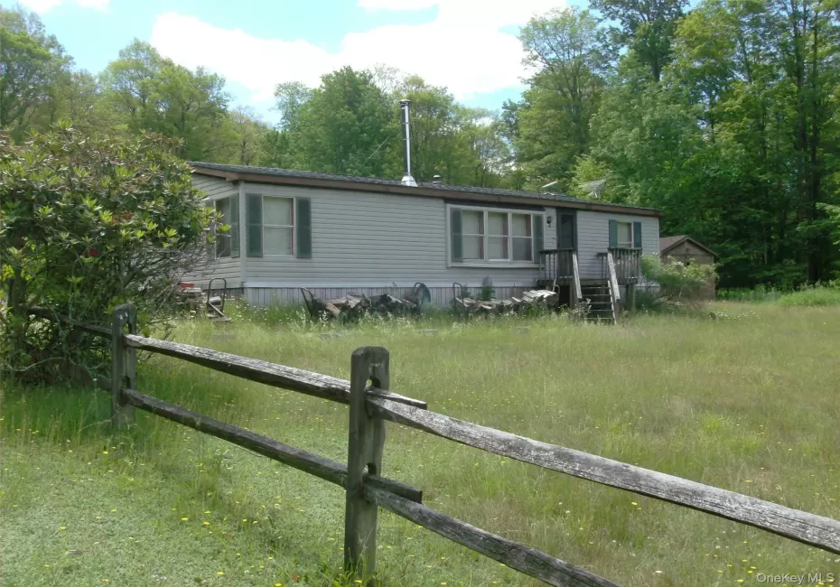 70 Bonnie Brook Road, Hancock, NY, 3 Bedrooms Bedrooms, 5 Rooms Rooms,1 BathroomBathrooms,Residential,For Rent,Bonnie Brook,0,1017500 70 Bonnie Brook Road, Hancock, NY, 3 Bedrooms Bedrooms, 5 Rooms Rooms,1 BathroomBathrooms,Residential,For Rent,Bonnie Brook,0,1017500