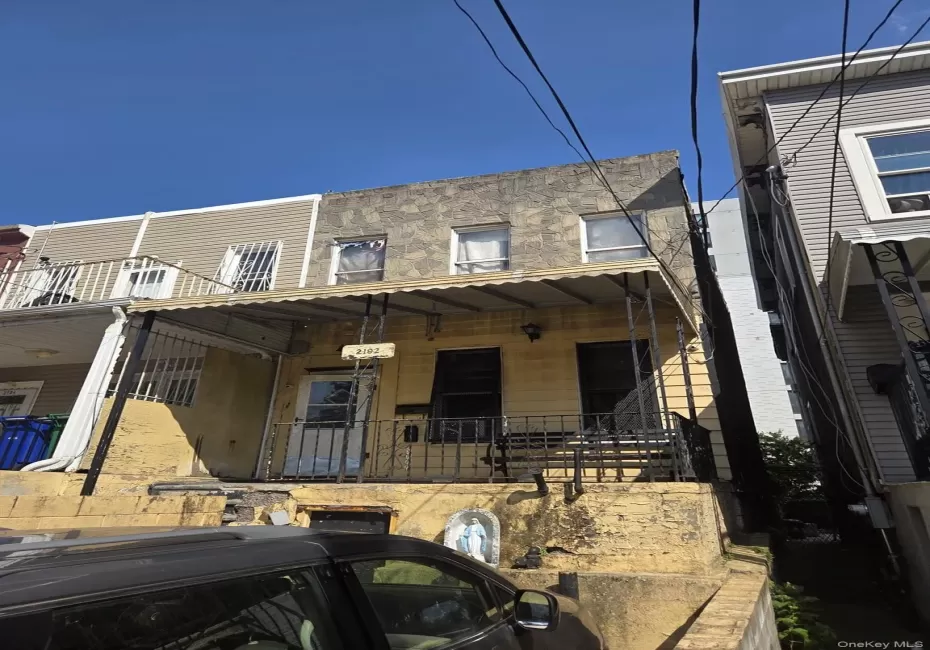 2182 Bathgate Avenue, New York, NY, 3 Bedrooms Bedrooms, 6 Rooms Rooms,1 BathroomBathrooms,Residential,For Rent,Bathgate,0,1021826 2182 Bathgate Avenue, New York, NY, 3 Bedrooms Bedrooms, 6 Rooms Rooms,1 BathroomBathrooms,Residential,For Rent,Bathgate,0,1021826