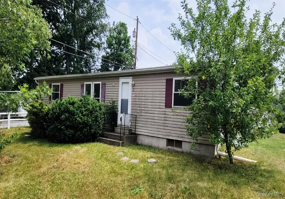 2607 State Route 17K, Crawford, NY, 3 Bedrooms Bedrooms, 7 Rooms Rooms,2 BathroomsBathrooms,Residential,For Rent,State Route 17K,0,1021917 2607 State Route 17K, Crawford, NY, 3 Bedrooms Bedrooms, 7 Rooms Rooms,2 BathroomsBathrooms,Residential,For Rent,State Route 17K,0,1021917