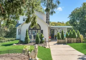 122 Dawn Road, Brookhaven, NY, 5 Bedrooms Bedrooms, 7 Rooms Rooms,4 BathroomsBathrooms,Residential,For Rent,Dawn,0,1021940 122 Dawn Road, Brookhaven, NY, 5 Bedrooms Bedrooms, 7 Rooms Rooms,4 BathroomsBathrooms,Residential,For Rent,Dawn,0,1021940