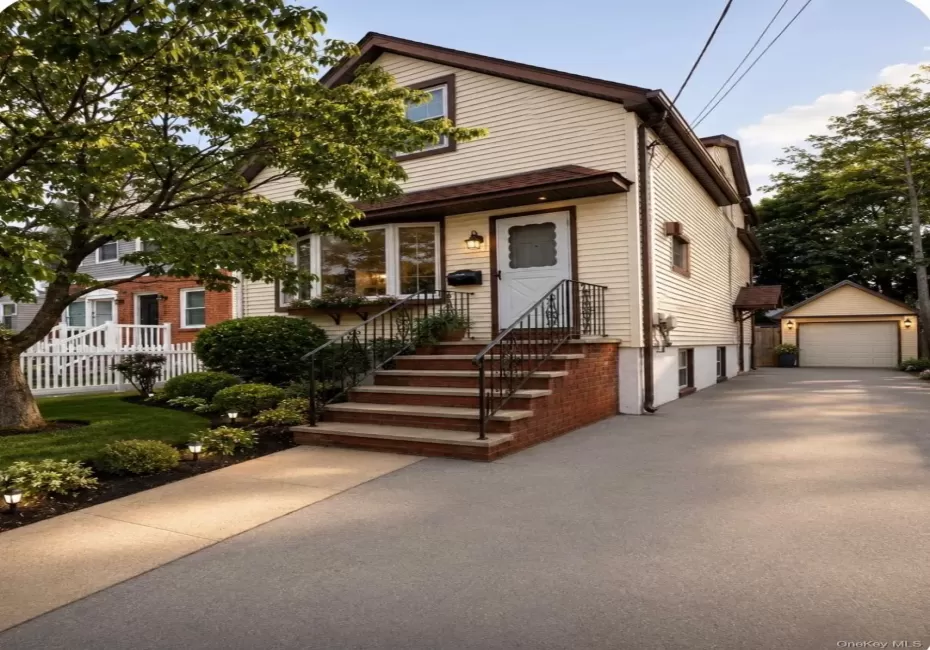 53 Cumberland Place, Hempstead, NY, 3 Bedrooms Bedrooms, 6 Rooms Rooms,2 BathroomsBathrooms,Residential,For Rent,Cumberland,0,1021792 53 Cumberland Place, Hempstead, NY, 3 Bedrooms Bedrooms, 6 Rooms Rooms,2 BathroomsBathrooms,Residential,For Rent,Cumberland,0,1021792