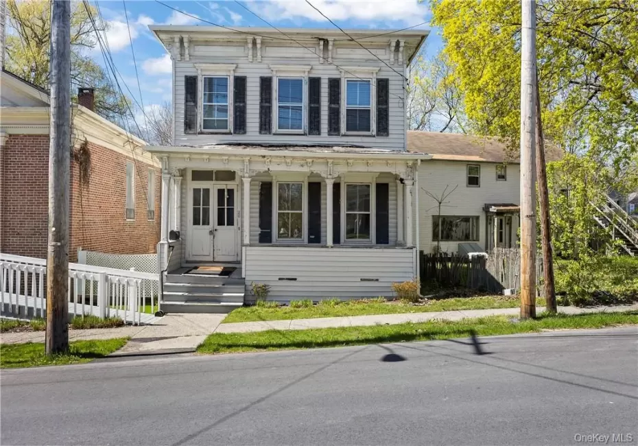 20 Franklin Street, Athens, NY, 3 Bedrooms Bedrooms, 7 Rooms Rooms,1 BathroomBathrooms,Residential,For Rent,Franklin,0,973055 20 Franklin Street, Athens, NY, 3 Bedrooms Bedrooms, 7 Rooms Rooms,1 BathroomBathrooms,Residential,For Rent,Franklin,0,973055