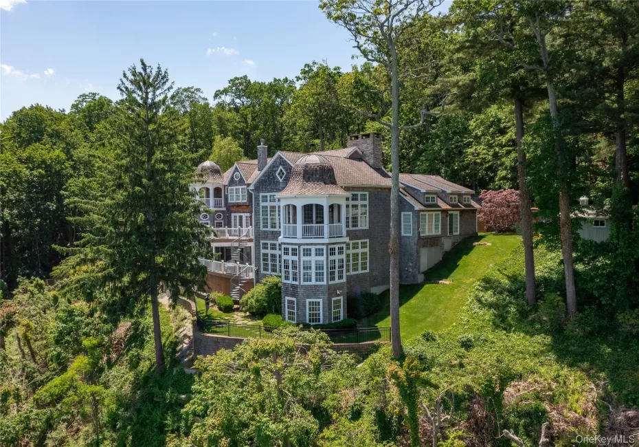 1386 Ridge Road, Oyster Bay, NY, 5 Bedrooms Bedrooms, 13 Rooms Rooms,5 BathroomsBathrooms,Residential,For Rent,Ridge,0,972685 1386 Ridge Road, Oyster Bay, NY, 5 Bedrooms Bedrooms, 13 Rooms Rooms,5 BathroomsBathrooms,Residential,For Rent,Ridge,0,972685