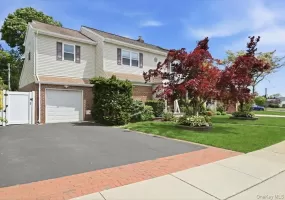 19 Berkshire Road, Oyster Bay, NY, 4 Bedrooms Bedrooms, 8 Rooms Rooms,3 BathroomsBathrooms,Residential,For Rent,Berkshire,0,1007252 19 Berkshire Road, Oyster Bay, NY, 4 Bedrooms Bedrooms, 8 Rooms Rooms,3 BathroomsBathrooms,Residential,For Rent,Berkshire,0,1007252