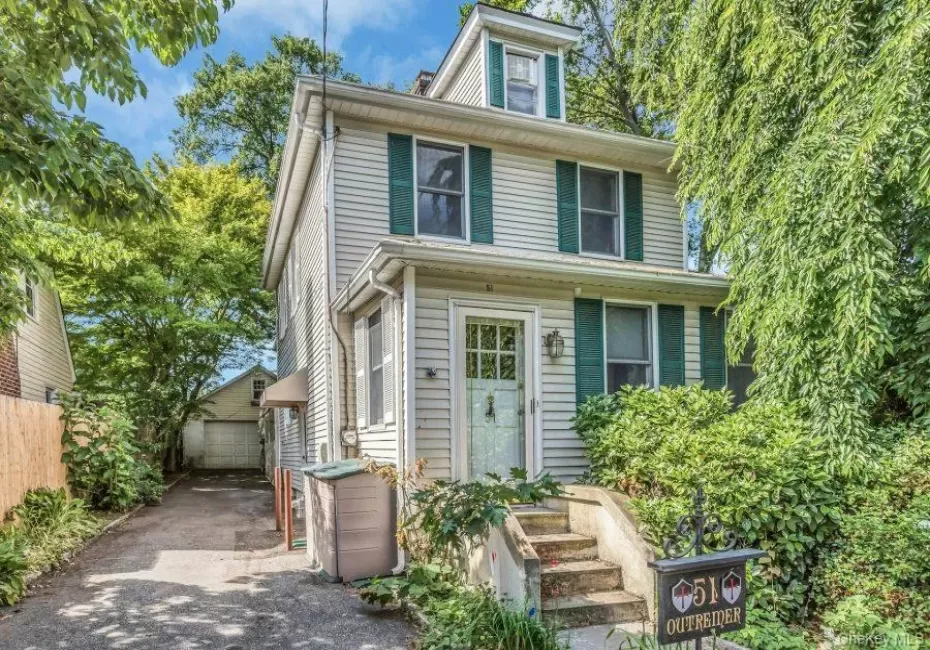 51 Cross Street, Glen Cove, NY, 4 Bedrooms Bedrooms, 12 Rooms Rooms,2 BathroomsBathrooms,Residential,For Rent,Cross,0,1017962 51 Cross Street, Glen Cove, NY, 4 Bedrooms Bedrooms, 12 Rooms Rooms,2 BathroomsBathrooms,Residential,For Rent,Cross,0,1017962