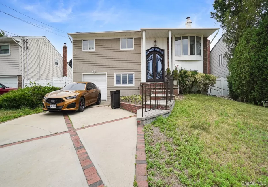2694 Dorothy Street, Hempstead, NY, 6 Bedrooms Bedrooms, 14 Rooms Rooms,2 BathroomsBathrooms,Residential,For Rent,Dorothy,0,1019138 2694 Dorothy Street, Hempstead, NY, 6 Bedrooms Bedrooms, 14 Rooms Rooms,2 BathroomsBathrooms,Residential,For Rent,Dorothy,0,1019138
