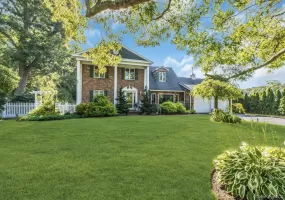 133 Main Avenue, Brookhaven, NY, 5 Bedrooms Bedrooms, 9 Rooms Rooms,2 BathroomsBathrooms,Residential,For Rent,Main,0,1021215 133 Main Avenue, Brookhaven, NY, 5 Bedrooms Bedrooms, 9 Rooms Rooms,2 BathroomsBathrooms,Residential,For Rent,Main,0,1021215