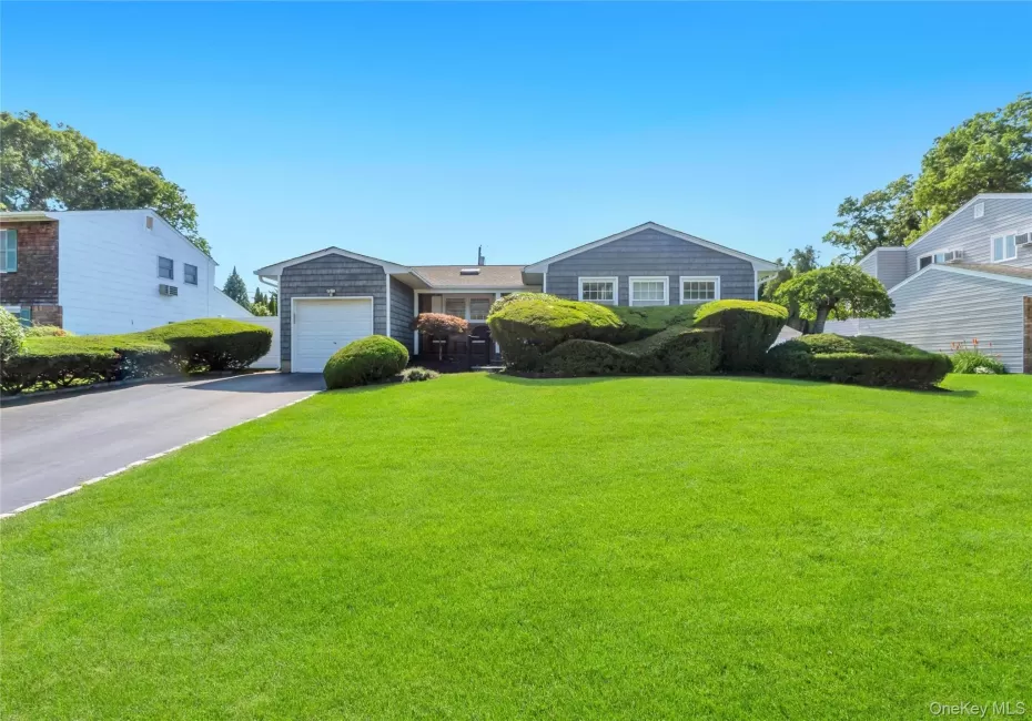 22 Dover Hill Drive, Smithtown, NY, 3 Bedrooms Bedrooms, 6 Rooms Rooms,2 BathroomsBathrooms,Residential,For Rent,Dover Hill,0,1020707 22 Dover Hill Drive, Smithtown, NY, 3 Bedrooms Bedrooms, 6 Rooms Rooms,2 BathroomsBathrooms,Residential,For Rent,Dover Hill,0,1020707