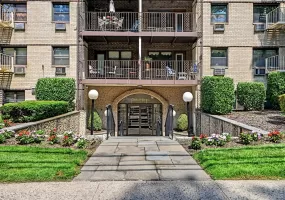 2241 Palmer Avenue, New Rochelle, NY, 1 Room Rooms,1 BathroomBathrooms,Residential,For Rent,Palmer,0,1013915 2241 Palmer Avenue, New Rochelle, NY, 1 Room Rooms,1 BathroomBathrooms,Residential,For Rent,Palmer,0,1013915