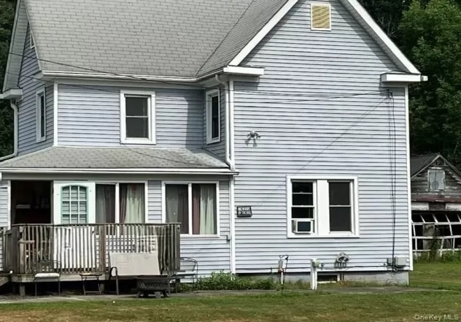 407 Hurleyville Main Street, Fallsburg, NY, 4 Bedrooms Bedrooms, 7 Rooms Rooms,2 BathroomsBathrooms,Residential,For Rent,Hurleyville Main,0,1021942 407 Hurleyville Main Street, Fallsburg, NY, 4 Bedrooms Bedrooms, 7 Rooms Rooms,2 BathroomsBathrooms,Residential,For Rent,Hurleyville Main,0,1021942