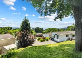 18 Thamsen Drive, Stony Point, NY, 4 Bedrooms Bedrooms, 6 Rooms Rooms,1 BathroomBathrooms,Residential Lease,For Rent,Thamsen,0,1022069 18 Thamsen Drive, Stony Point, NY, 4 Bedrooms Bedrooms, 6 Rooms Rooms,1 BathroomBathrooms,Residential Lease,For Rent,Thamsen,0,1022069