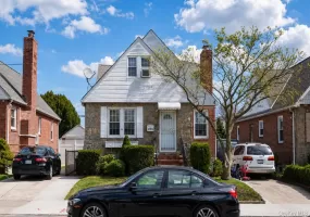 46-29 194th Street, New York, NY, 4 Bedrooms Bedrooms, 7 Rooms Rooms,2 BathroomsBathrooms,Residential,For Rent,194th,0,998576 46-29 194th Street, New York, NY, 4 Bedrooms Bedrooms, 7 Rooms Rooms,2 BathroomsBathrooms,Residential,For Rent,194th,0,998576