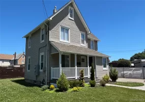 23 Arnold Avenue, West Babylon, NY, 2 Bedrooms Bedrooms, 4 Rooms Rooms,1 BathroomBathrooms,Residential Lease,For Rent,Arnold,0,1021610 23 Arnold Avenue, West Babylon, NY, 2 Bedrooms Bedrooms, 4 Rooms Rooms,1 BathroomBathrooms,Residential Lease,For Rent,Arnold,0,1021610