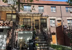 72-34 Yellowstone Boulevard, New York, NY, 2 Bedrooms Bedrooms, 5 Rooms Rooms,1 BathroomBathrooms,Residential Lease,For Rent,Yellowstone,0,1021485 72-34 Yellowstone Boulevard, New York, NY, 2 Bedrooms Bedrooms, 5 Rooms Rooms,1 BathroomBathrooms,Residential Lease,For Rent,Yellowstone,0,1021485