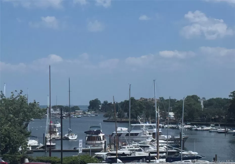 123 Mamaroneck Avenue, Mamaroneck, NY, 2 Bedrooms Bedrooms, 4 Rooms Rooms,2 BathroomsBathrooms,Residential Lease,For Rent,Mamaroneck,0,1022359 123 Mamaroneck Avenue, Mamaroneck, NY, 2 Bedrooms Bedrooms, 4 Rooms Rooms,2 BathroomsBathrooms,Residential Lease,For Rent,Mamaroneck,0,1022359