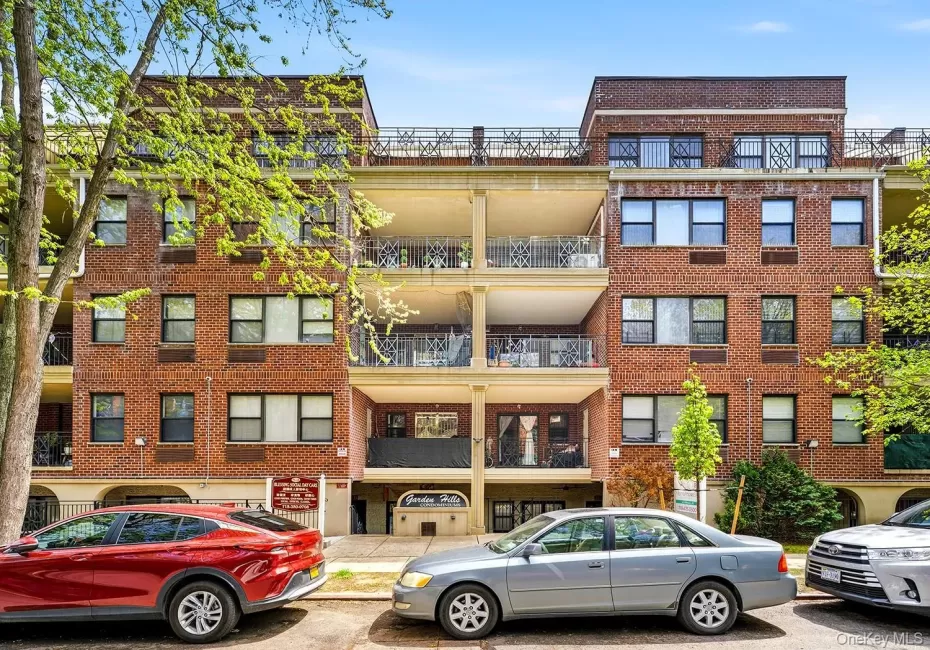 7119 162nd Street, New York, NY, 1 Bedroom Bedrooms, 3 Rooms Rooms,1 BathroomBathrooms,Residential,For Rent,162nd,0,990559 7119 162nd Street, New York, NY, 1 Bedroom Bedrooms, 3 Rooms Rooms,1 BathroomBathrooms,Residential,For Rent,162nd,0,990559