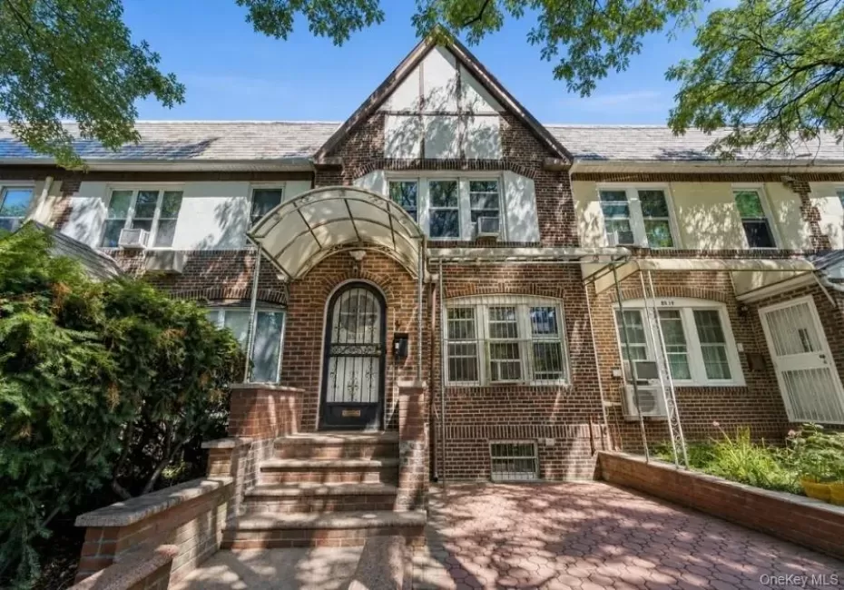 85-17 66th Road, New York, NY, 3 Bedrooms Bedrooms, 7 Rooms Rooms,1 BathroomBathrooms,Residential,For Rent,66th,0,1020964 85-17 66th Road, New York, NY, 3 Bedrooms Bedrooms, 7 Rooms Rooms,1 BathroomBathrooms,Residential,For Rent,66th,0,1020964