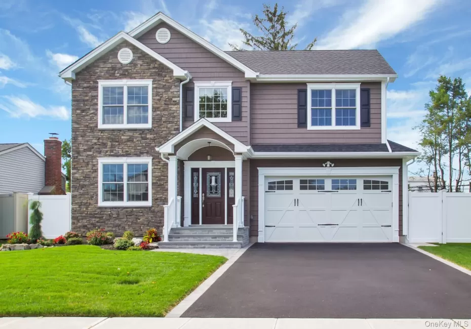 17 Vera Avenue, Oyster Bay, NY, 4 Bedrooms Bedrooms, 11 Rooms Rooms,3 BathroomsBathrooms,Residential,For Rent,Vera,0,1020683 17 Vera Avenue, Oyster Bay, NY, 4 Bedrooms Bedrooms, 11 Rooms Rooms,3 BathroomsBathrooms,Residential,For Rent,Vera,0,1020683