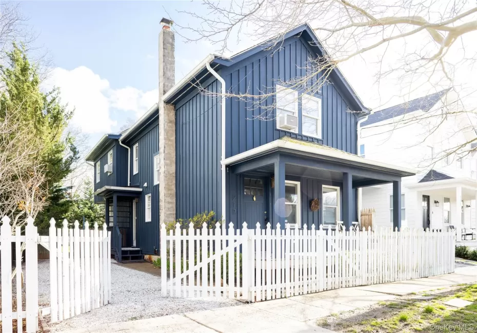 217 Center Street, Southold, NY, 3 Bedrooms Bedrooms, 6 Rooms Rooms,2 BathroomsBathrooms,Residential,For Rent,Center,0,1021578 217 Center Street, Southold, NY, 3 Bedrooms Bedrooms, 6 Rooms Rooms,2 BathroomsBathrooms,Residential,For Rent,Center,0,1021578