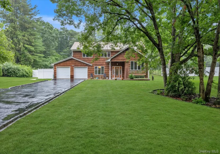 29 Wintergreen Drive, Huntington, NY, 5 Bedrooms Bedrooms, 9 Rooms Rooms,3 BathroomsBathrooms,Residential,For Rent,Wintergreen,0,1021765 29 Wintergreen Drive, Huntington, NY, 5 Bedrooms Bedrooms, 9 Rooms Rooms,3 BathroomsBathrooms,Residential,For Rent,Wintergreen,0,1021765