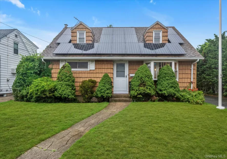 69 Virginia Street, Hempstead, NY, 4 Bedrooms Bedrooms, 8 Rooms Rooms,2 BathroomsBathrooms,Residential,For Rent,Virginia,0,1021934 69 Virginia Street, Hempstead, NY, 4 Bedrooms Bedrooms, 8 Rooms Rooms,2 BathroomsBathrooms,Residential,For Rent,Virginia,0,1021934