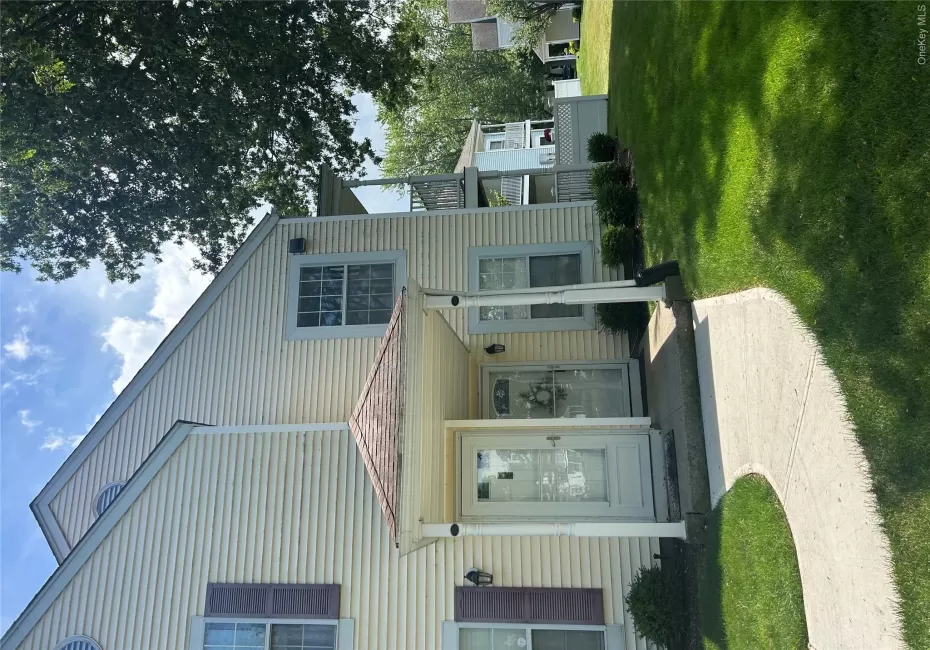 99 Fairview Circle, Brookhaven, NY, 2 Bedrooms Bedrooms, 5 Rooms Rooms,1 BathroomBathrooms,Residential,For Rent,Fairview,0,1022126 99 Fairview Circle, Brookhaven, NY, 2 Bedrooms Bedrooms, 5 Rooms Rooms,1 BathroomBathrooms,Residential,For Rent,Fairview,0,1022126