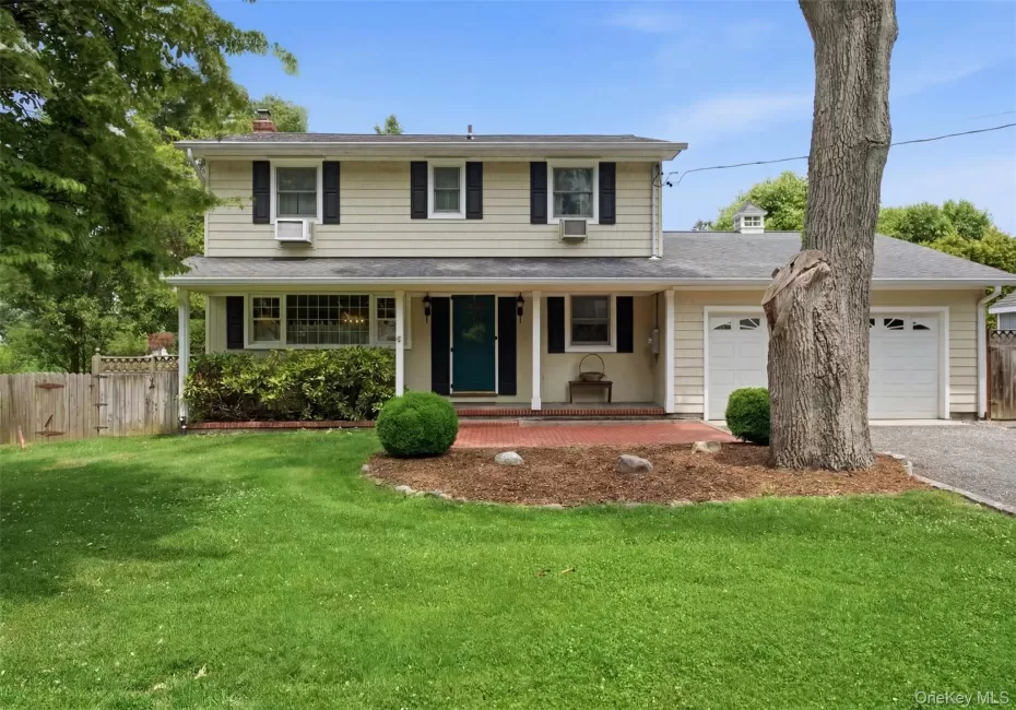 2 Ottawa Avenue, Huntington, NY, 4 Bedrooms Bedrooms, 9 Rooms Rooms,2 BathroomsBathrooms,Residential,For Rent,Ottawa,0,1016244 2 Ottawa Avenue, Huntington, NY, 4 Bedrooms Bedrooms, 9 Rooms Rooms,2 BathroomsBathrooms,Residential,For Rent,Ottawa,0,1016244